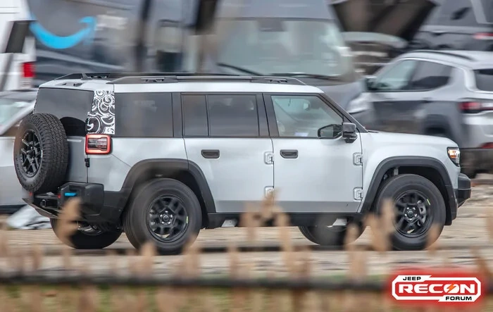 Rival: 2025 Jeep Recon SUV EV spied in most revealing looks and 3 different colors