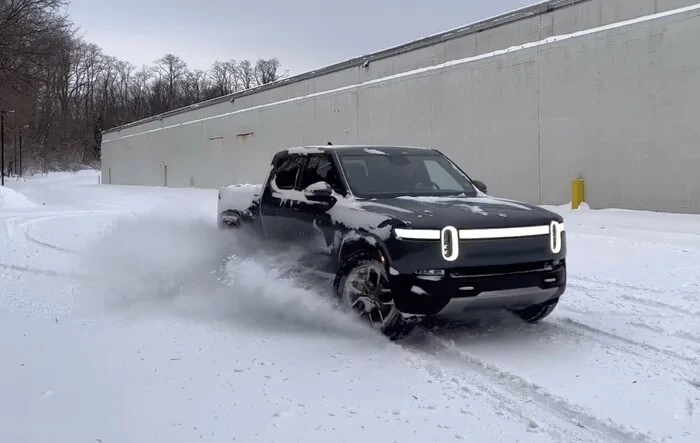 R1T Snow Performance Test: All Purpose Mode vs Off-Road Drift Mode