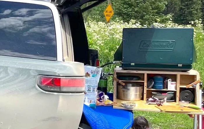 R1S kitchen setup with Snowpeak / Stanluck IGT system