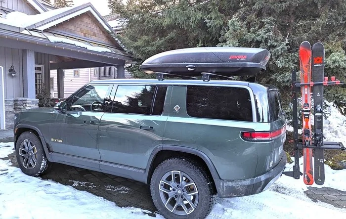 Better than expected efficiency - rooftop box & ski rack on R1S (Gen 1)