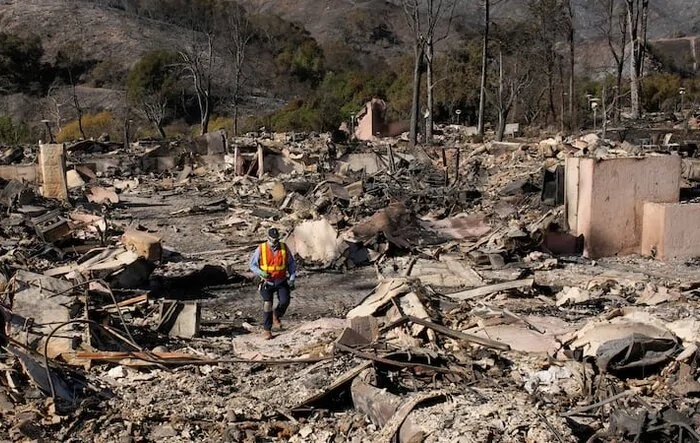 Rivian deploys vehicles and offers aid to victims of LA wildfires