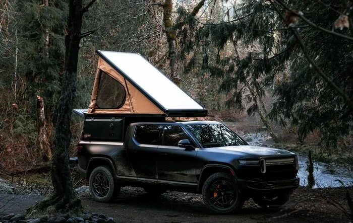 Super Pacific X1 Camper on 2025 Rivian R1T TriMax