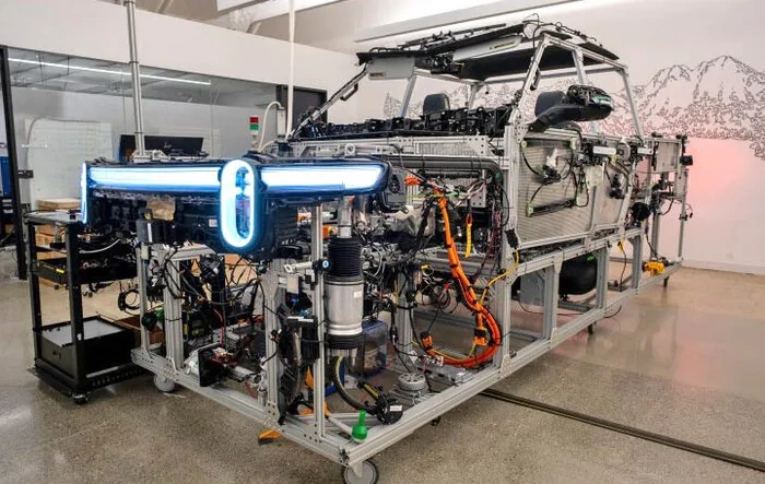 Rivian is more tech company than car company [article]