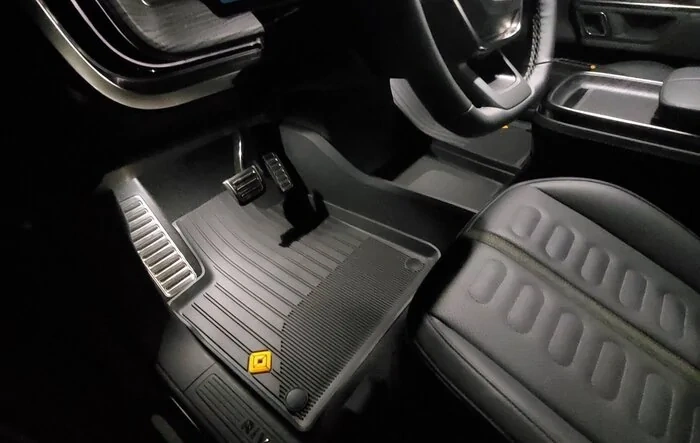 Rivian Mystery Box showed up today, it's Accessories! Field Kit + Rubber Floor Mats