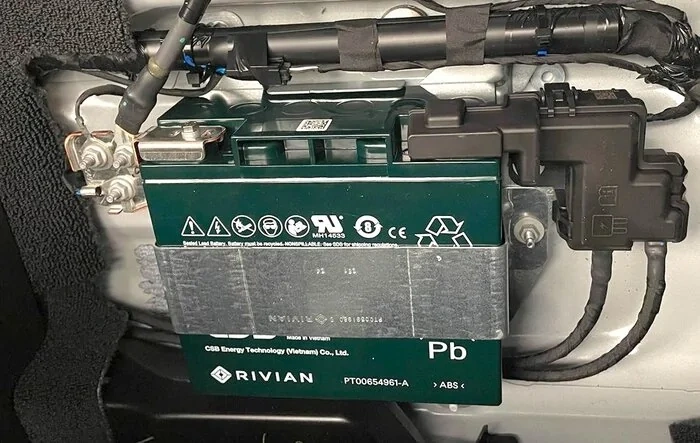 Gen2 R1T Amplifier Install (non-Meridian)