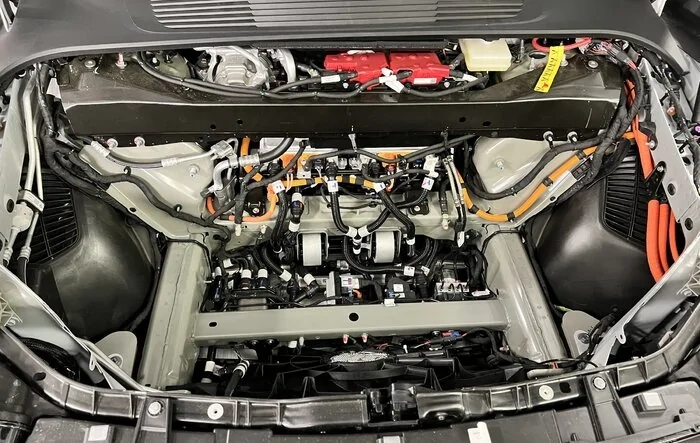 Removal of frunk tub (front trunk): DIY how-to & pics