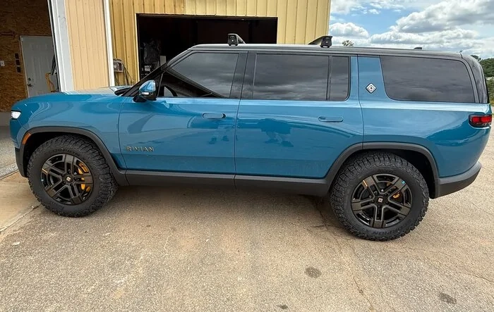 20” Pirelli XTM AT Installed