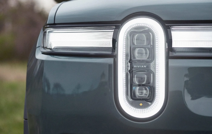 Recall remedy issued for headlamps / headlights issue in cold weather (2025 R1T / R1S)