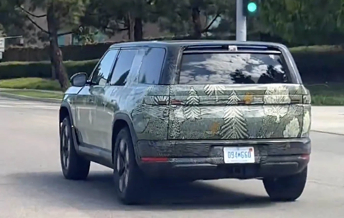 R2 sighting 9/25 (video)