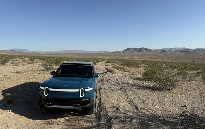 Desert roads between SoCal & Vegas