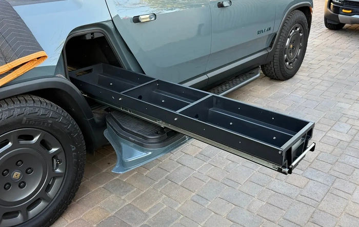 Boxgods (Rivian Aftermarket Group) Gear Tunnel Slide Out Utility Tray Install & Review