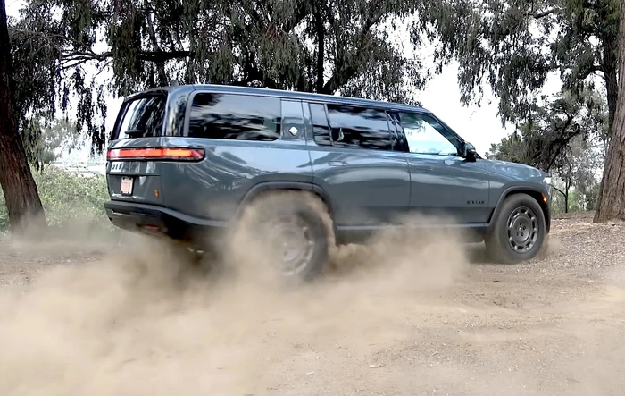 Quad R1S review and Kick Turn demo by Doug DeMuro