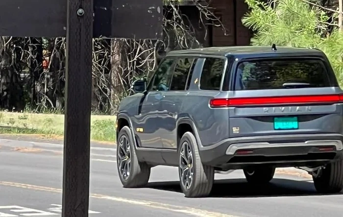 El Cap Granite R1S spotted in Yosemite