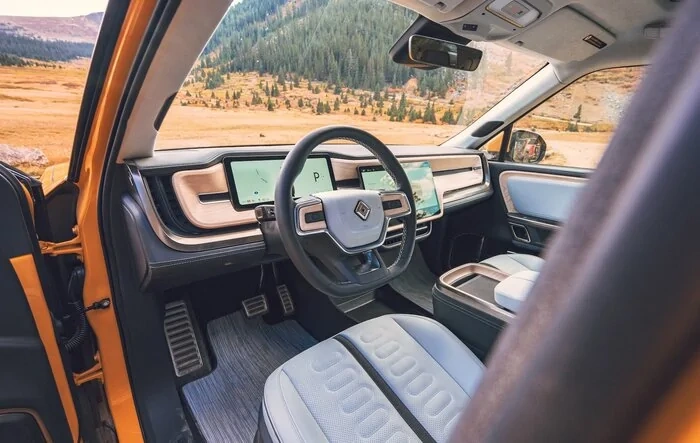 Rivian R1T Named One of 2022 Wards 10 Best Interiors & UX