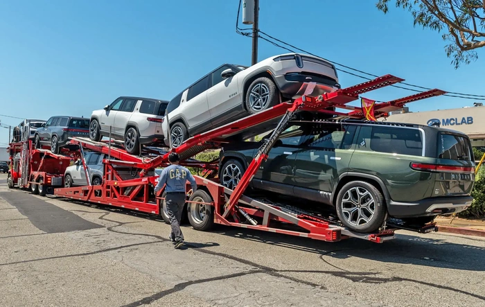 38,019 Total Rivian R1T / R1S Sales in 2025