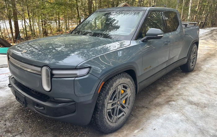 This is why I love Rivian! Received replacement R1T with RJ's help