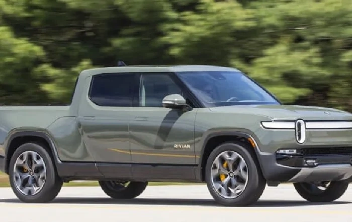 Consumer Reports Review: 2022 Rivian R1T Electric Pickup Truck Wows Us as It Lives Up to the Hype