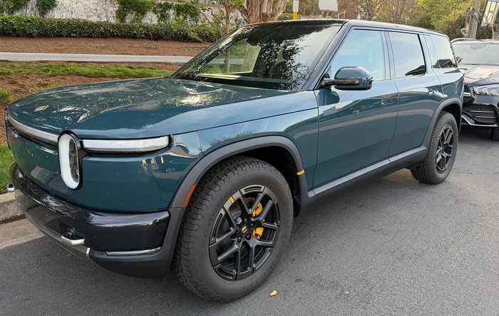 Crystal Cove R2 on 20" All Terrain AT Wheel (Performance Trim) - yesterday in Newport Beach