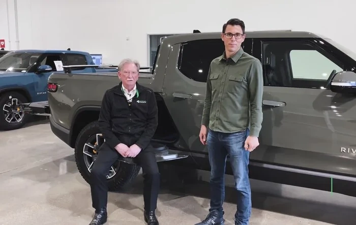 Rivian R1T electric truck 'way underpriced,' but room to improve (says Sandy Munro)