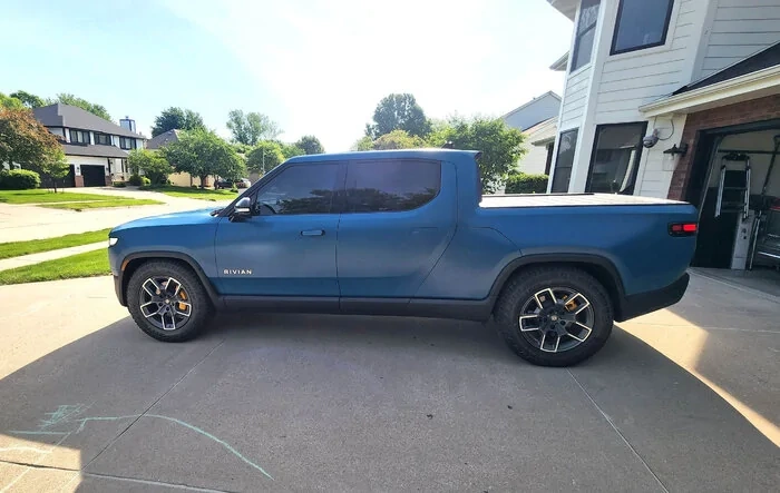 SunTek Ultra Matte PPF Wrap and Evolve Tint on Rivian Blue R1T