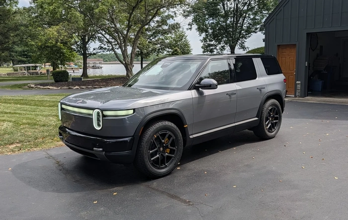 R2 (Esker Silver) Road Trip Report
