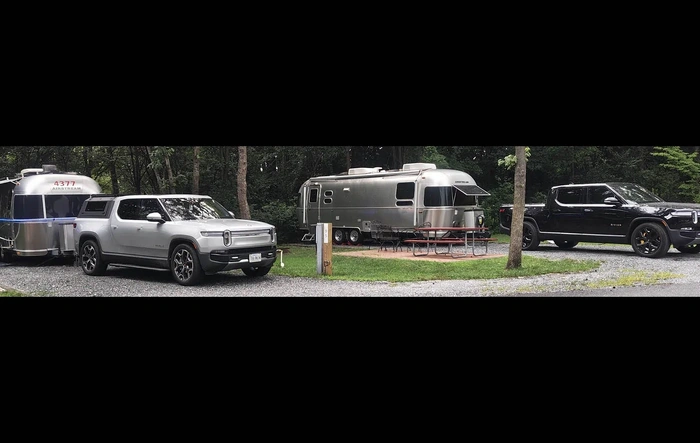 R1T + Airstream Camping Twins!!