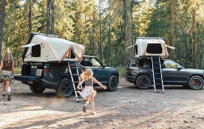 iKamper Skycamp 4.0 DLX rooftop tent RTT released for R2 and R1S-R1T
