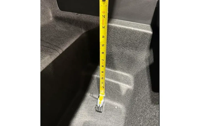 R2 Sub-Trunk : Measurements (Dimensions Added)
