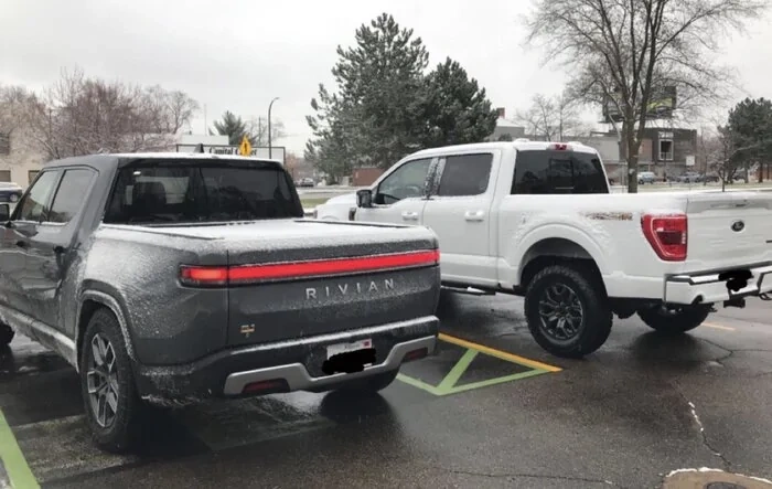 Comparing your R1T to your previous truck (1500 Limited in my case)