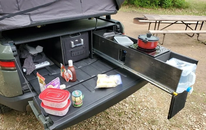 DIY Camp Kitchen - Bed mounted in R1T (with pictures)