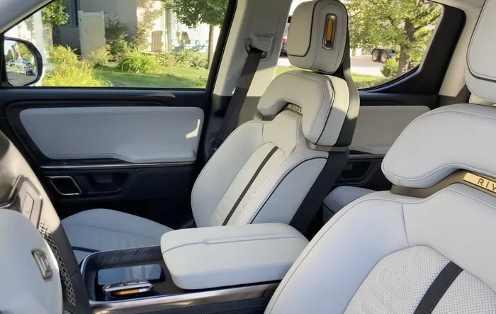 My Rivian R1T Ocean Coast Interior Delivery!!