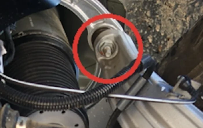 ⚠️ Rivian Recall: insufficiently torqued front upper control arm & steering knuckle fastener [official torque value = 90 lb-ft / 122 Nm]