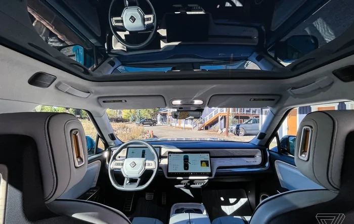 Ask us Rivian R1S owners ANYTHING [AMA]!