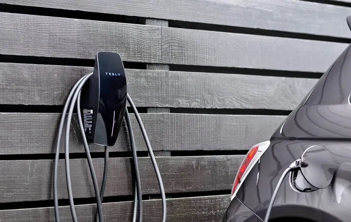 Tesla releases J1772 Wall Connector Home Charger (For Non-Teslas)