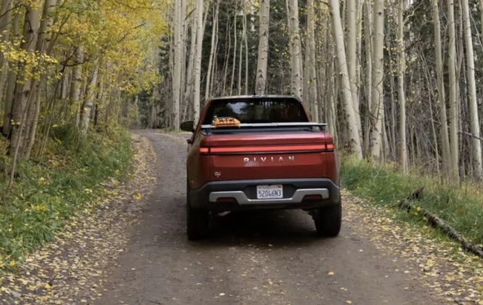 A Tale of Two Trucks: Off-Road Trip to Test R1T Capabilities [Suspension / Damper Damage]