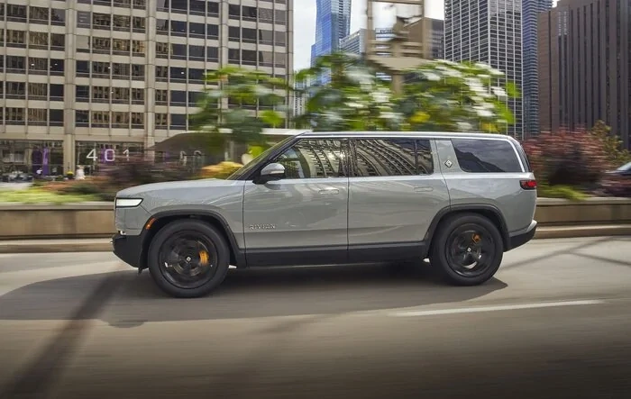 Car and Driver Review: 2022 Rivian R1S Has Appeal, but the R1T Pickup Drives Far Better
